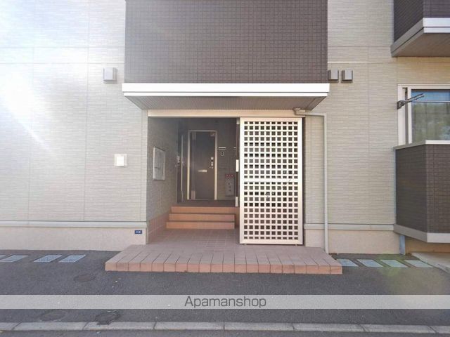 エテルノの玄関写真