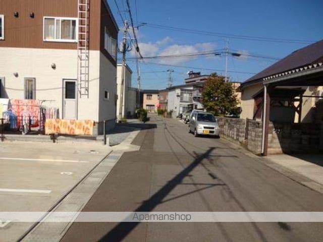 コーポコロンビア[1LDK/39.74m2]の周辺1