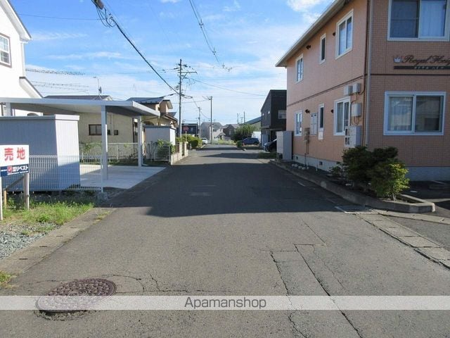 ロイヤルハイツAの周辺写真