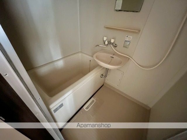 リバーサイドビラIの内装写真