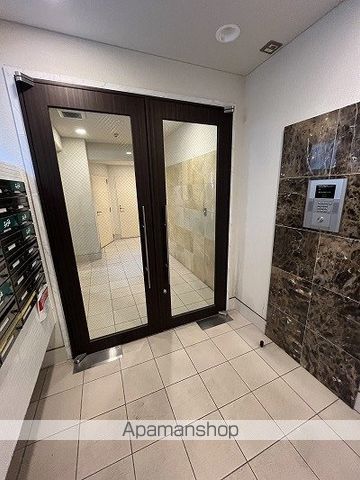 レジデンスM姫路の玄関写真