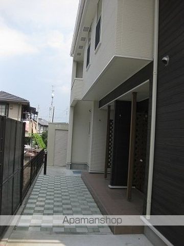 カルトナージュの外観写真