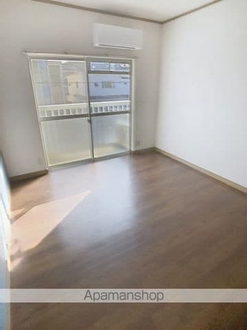 日高ハイツの内装写真