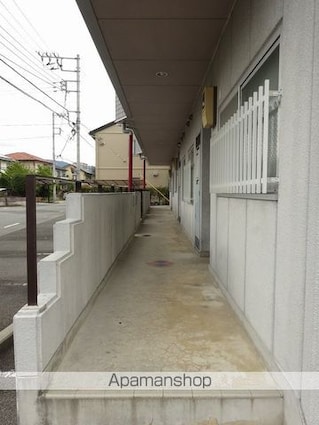 パークハイム池田[3LDK/67.09m2]の共用部2