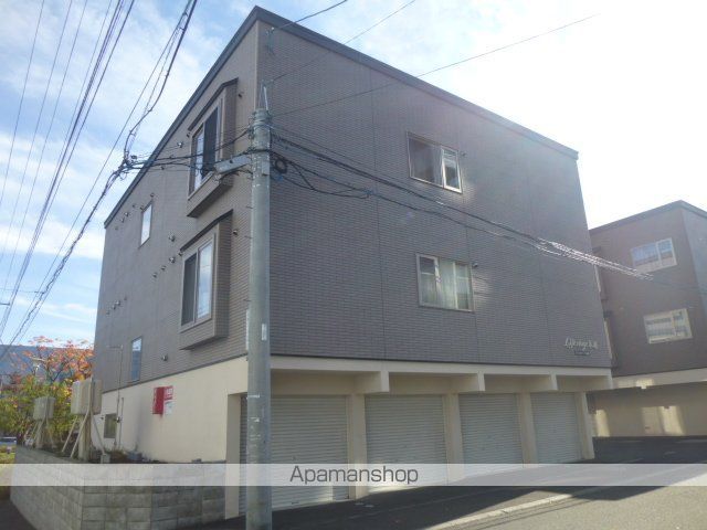 ライフステージ本通の外観写真