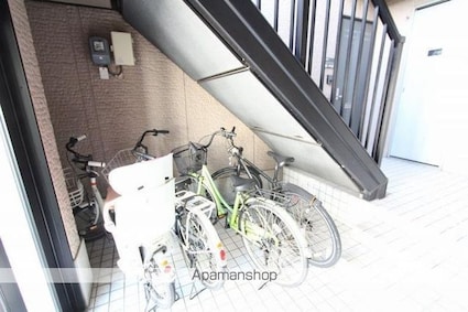 香川県高松市桜町２丁目[2LDK/56m2]の共用部3