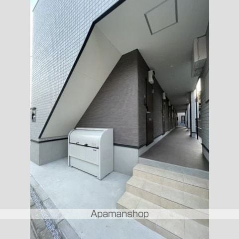 ハルティーニの玄関写真
