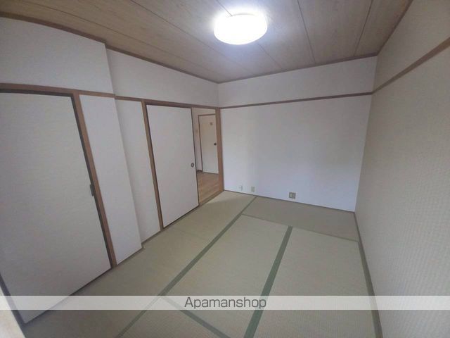 羊燈館メゾン香里園緑町の内装写真