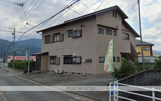 屋敷アパートの外観写真