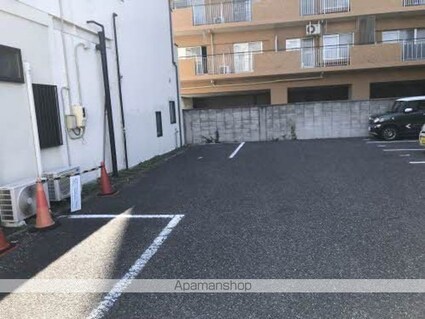 ダイアパレス松本大手[2DK/46.41m2]の駐車場