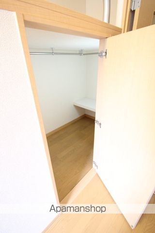 レオパレス金仙寺湖二号館の内装写真
