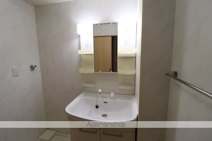 クリスタル　エトワール[3LDK/70.43m2]の洗面所