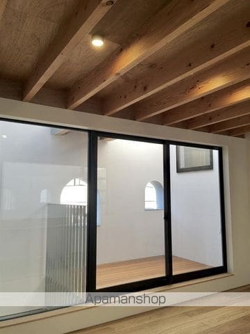 園山町2丁目戸建の内装写真