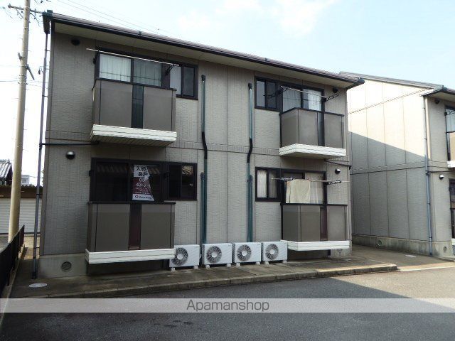 ヴィレッジタカミドー Aの玄関写真