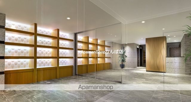 RISING MAISON 本町橋の玄関写真