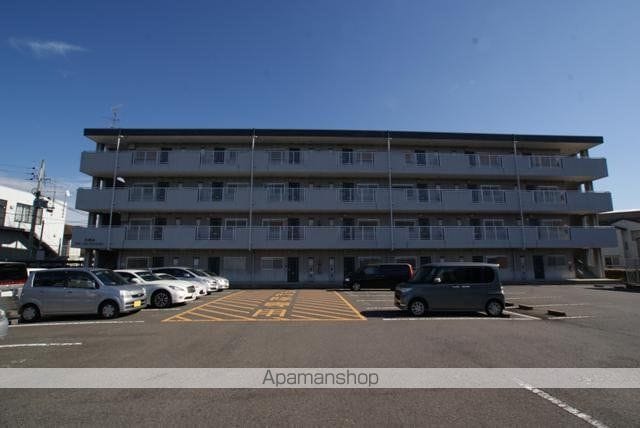 久御山ファーストマンションの外観写真