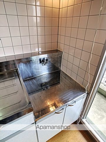 メゾン江坂の内装写真
