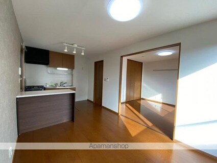 リジェール東山崎　Ａ・Ｂ[2DK/55.44m2]の内装1