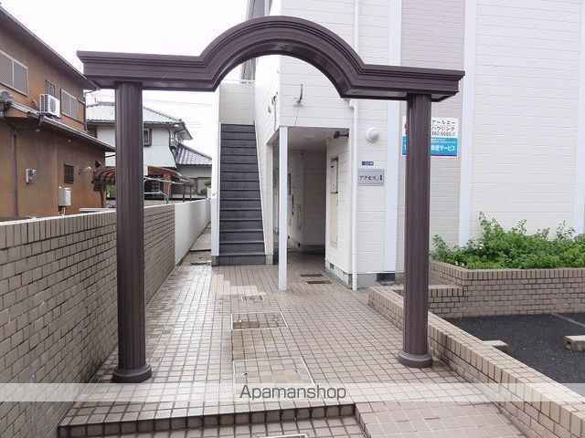 アクセスの外観写真