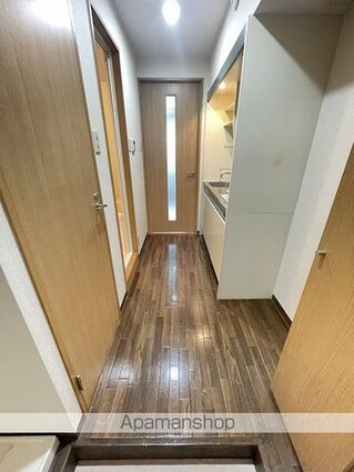 プルミエール三軒茶屋[1K/20.3m2]の玄関