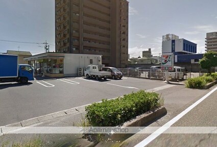 リビングタウン豊成　Ａ棟[1R/32.6m2]の周辺6