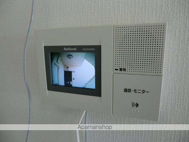 EAST−1の内装写真