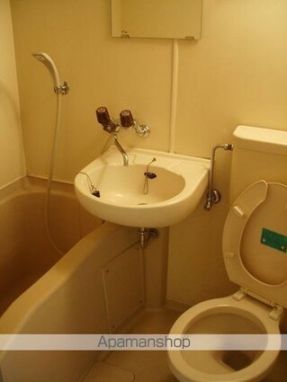 ダイヤアクティ三軒茶屋[1R/15.81m2]の洗面所