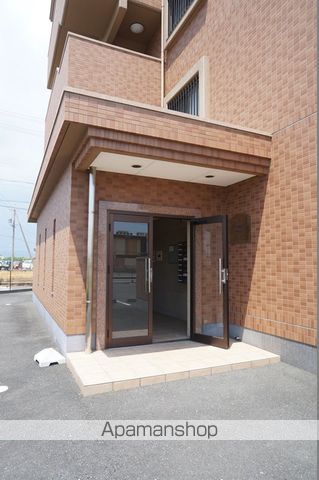 プロスペール半田山の玄関写真