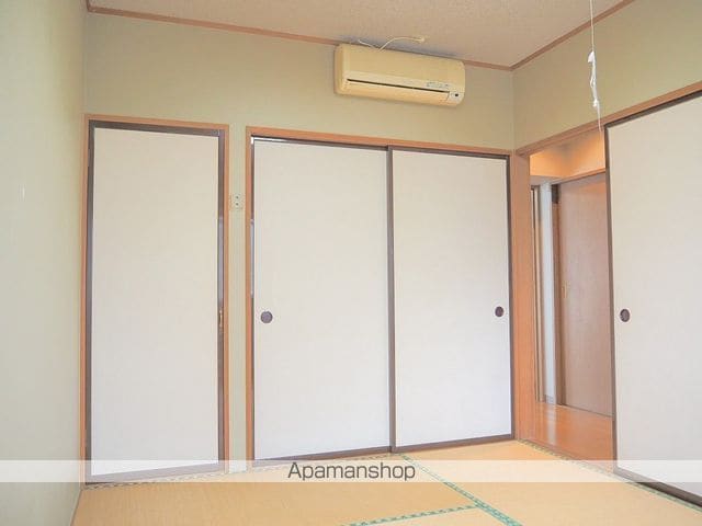 依田ハイツD棟の内装写真