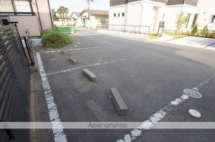 ソシア　Ｂ棟[2LDK/55.25m2]の駐車場1