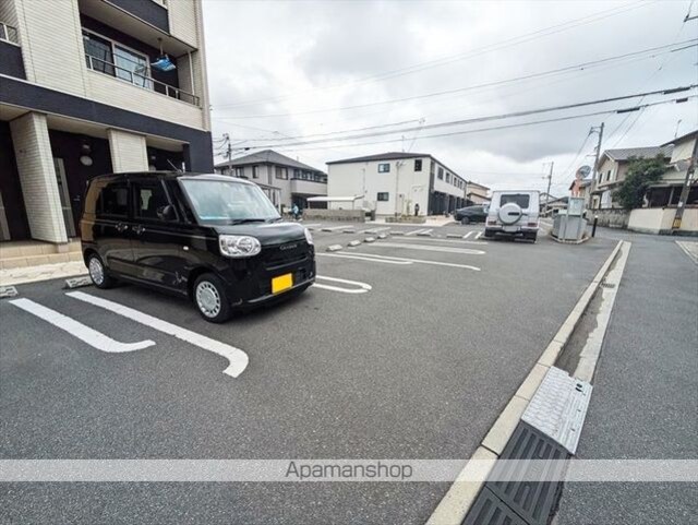 ウインダム　ガーデンⅡＡ[1LDK/50.55m2]の駐車場