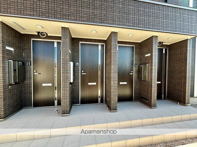 トレイルの玄関写真
