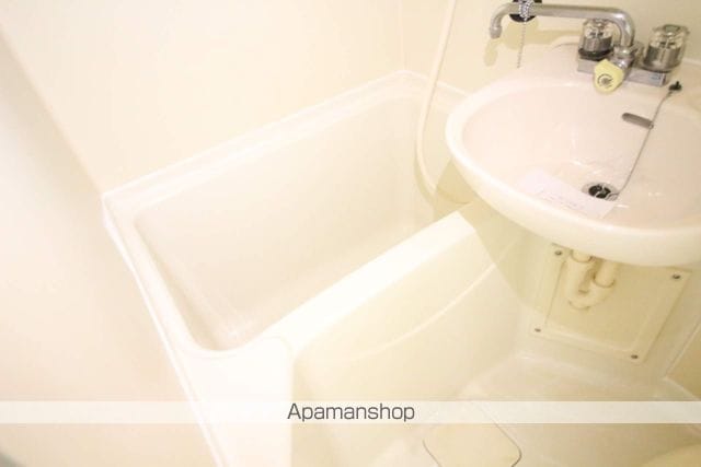 ペティパレス薬園台の内装写真