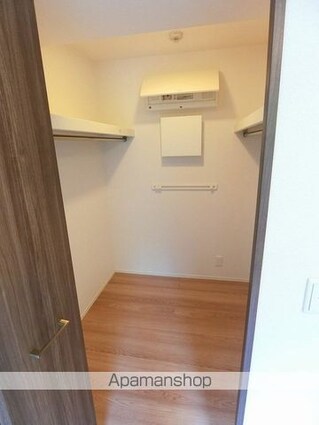 メゾン　ボヌール大町[2LDK/60.04m2]の収納