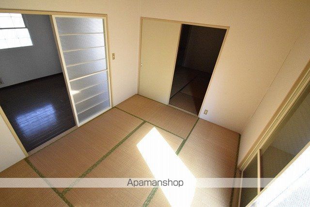 ベイシティメゾンIIIの内装写真