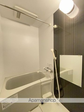 クレイノルナ ルミエール三郷の内装写真