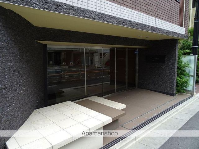 ディームス初台IIの玄関写真