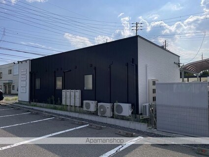 ＳＨＡＲＥ’Ｓ[店舗/17.18m2]の外観2