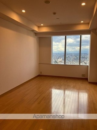 アクロスシティ中野坂上ハイツ[1K/34.29m2]のリビング・居間