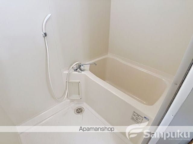 ハイツ南松山の内装写真