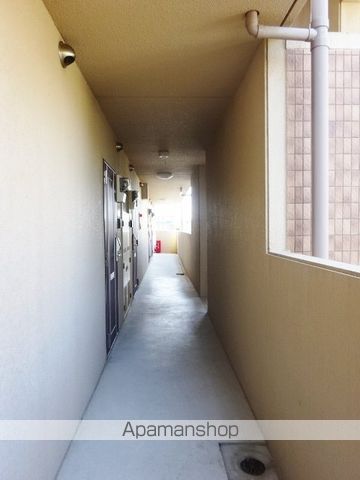 サザンタウンIIの玄関写真
