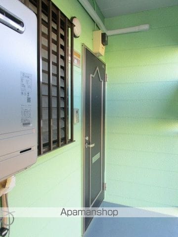 ジーライズ伊勢原石田IIの玄関写真