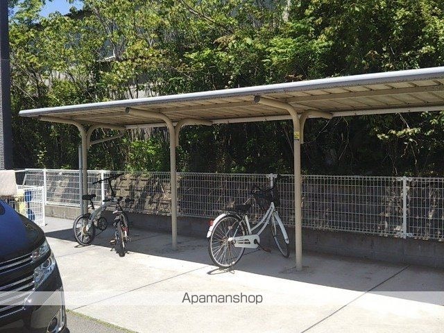 レオパレスマイファミーユ[2DK/49.2m2]の共用部2