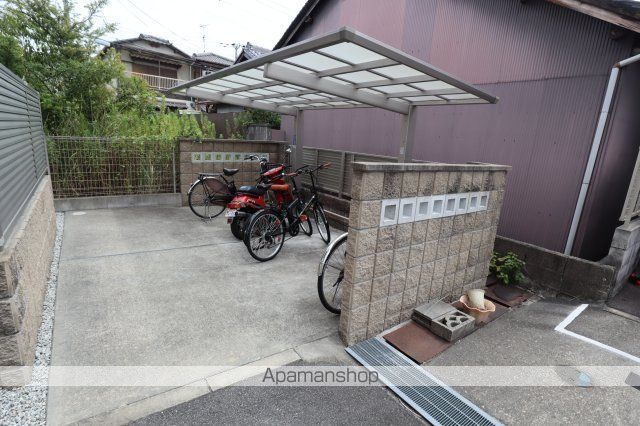 エクセルコート北郡山Bの玄関写真