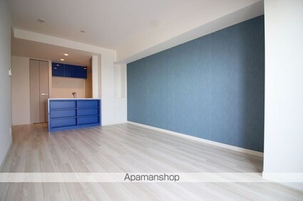 ロイヤルパークスＥＲ万代[2LDK/65.08m2]のリビング・居間