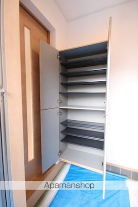 プリエ　ローザ　Ａ号棟[2LDK/65.83m2]の玄関