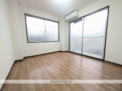 新森サンマンション[1R/13m2]のリビング・居間