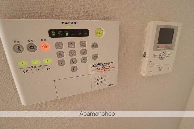 徳島市 2階建 築10年の内装写真