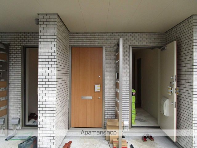 上高野薩田町マンションの外観写真