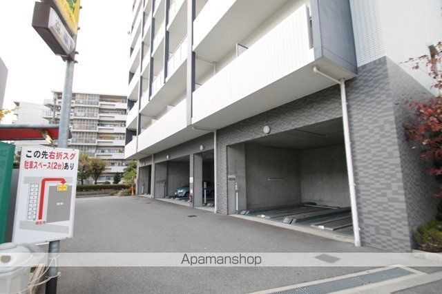 DOLCE VITA新大阪の玄関写真